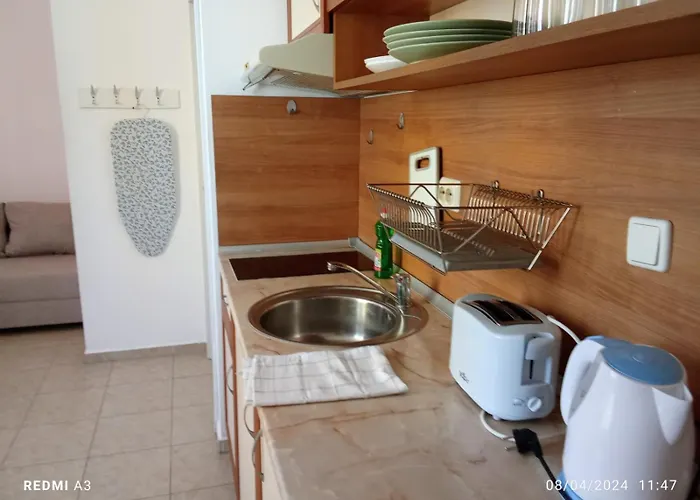 Sunny Apartment, Kokiche - White Building Liliya Διαμέρισμα