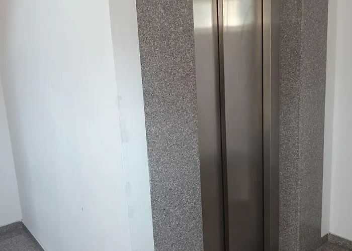 Sunny Apartment, Kokiche - White Building Liliya Διαμέρισμα Σάνι Μπιτς