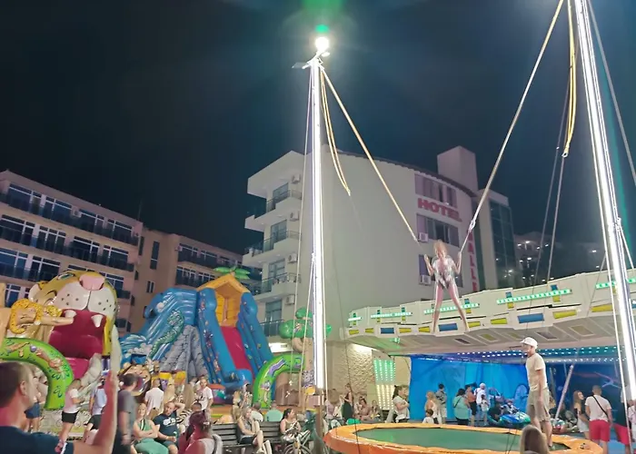 Sunny Apartment, Kokiche - White Building Liliya Διαμέρισμα Σάνι Μπιτς