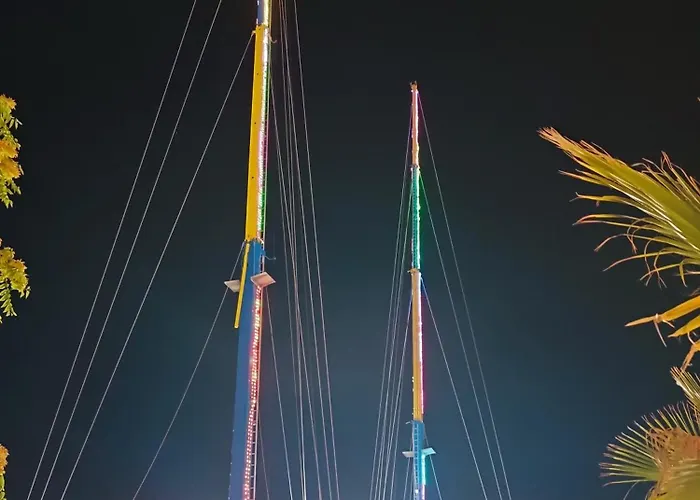 Sunny Apartment, Kokiche - White Building Liliya *