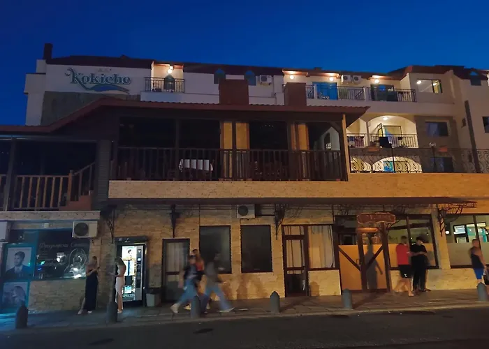 Διαμέρισμα Sunny Apartment, Kokiche - White Building Liliya Σάνι Μπιτς