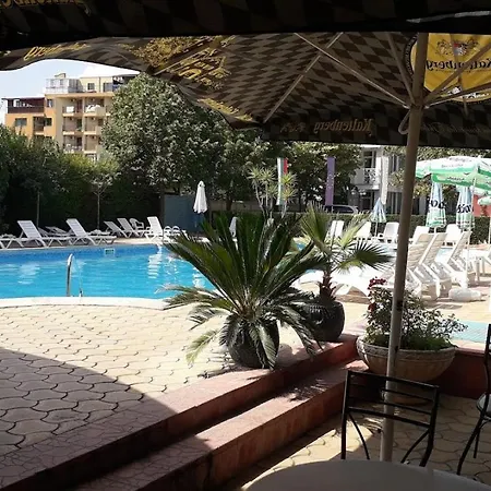 Pro 2 - 4 Osoby - Bila Budova V Arealu Kokiche Sunny Beach, Nesebar, Bulharsko Apartment Sunny Beach
