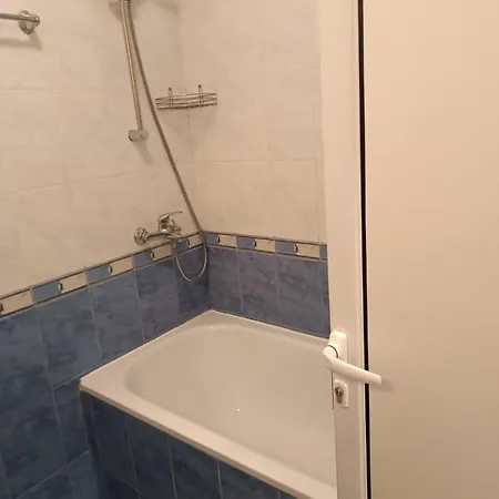 Sunny Apartment, Kokiche - White Building Liliya Appartement