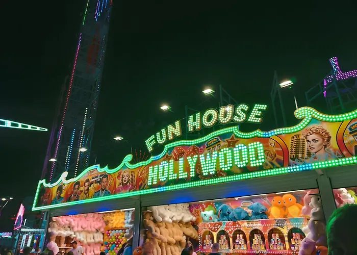 Sunny Apartment, Kokiche - White Building Liliya