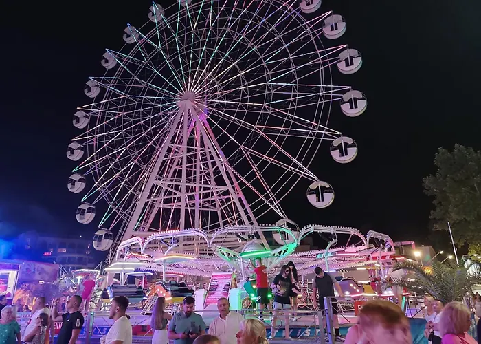 Sunny Apartment, Kokiche - White Building Liliya *