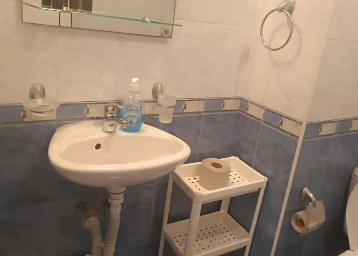 شقة Sunny Apartment, Kokiche - White Building Liliya